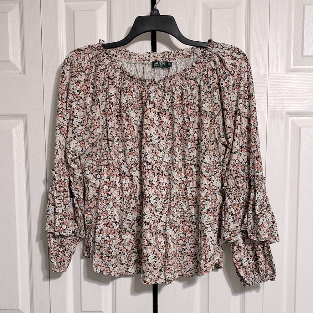 PRETTY Lauren Ralph Lauren Floral on & Off Shoulder
Blouse size XL
